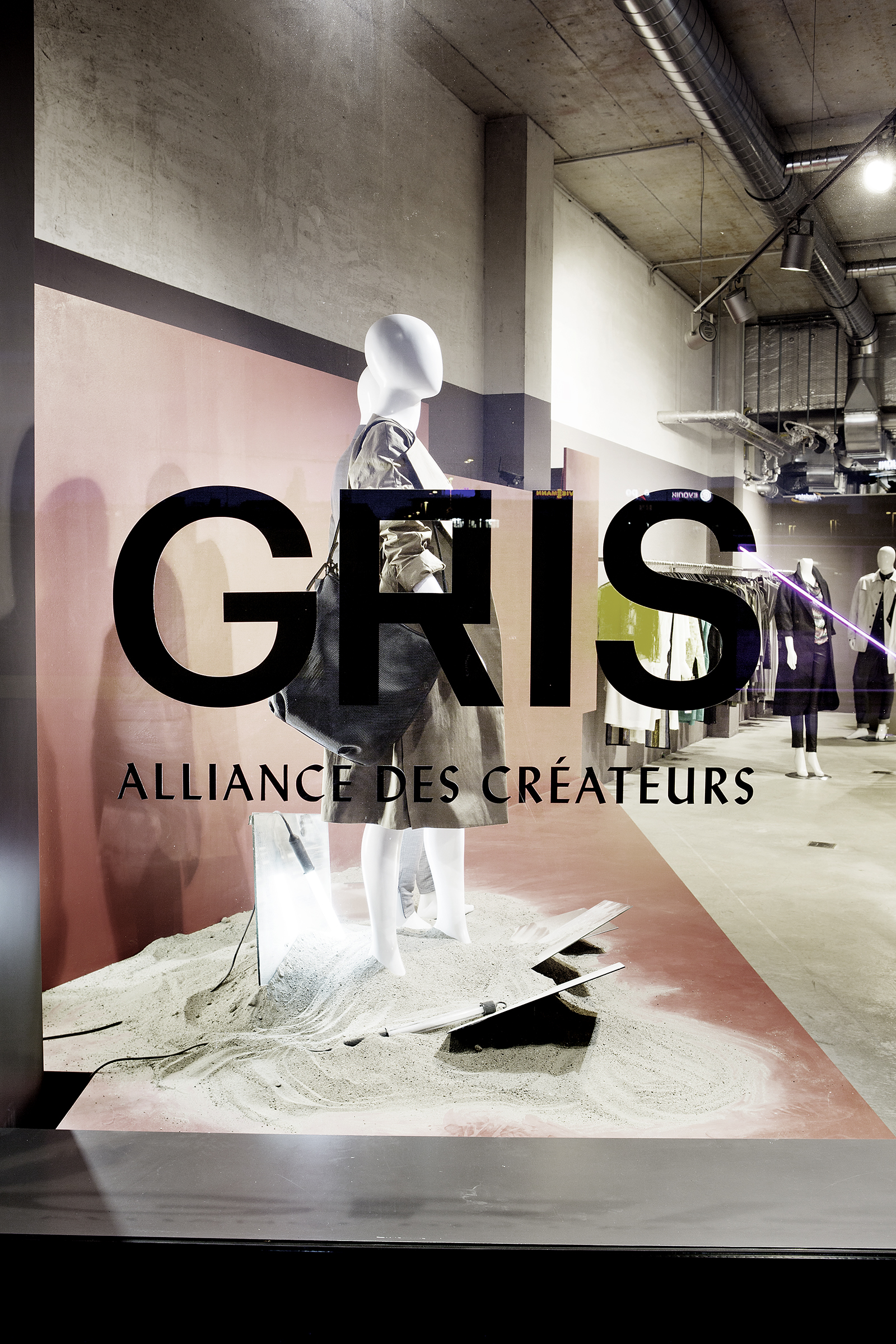 GRIS_WEB_FENSTER_BUEHNE